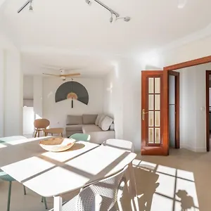 Amplio Apartamento Trinidad By Renthas Málaga